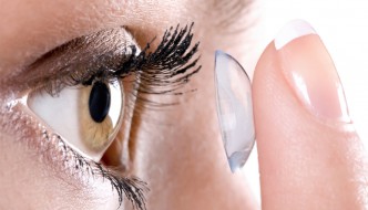 Orthokeratologische Kontaktlinsen: Sehfähigkeit tagsüber wiederherstellen
